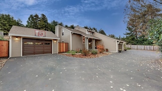 4111 Rohnerville Rd, Fortuna, CA 95540