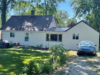 1432 Jefferson Ave, Brunswick, OH 44212