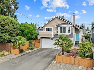 742 N 103rd St, Seattle, WA 98133
