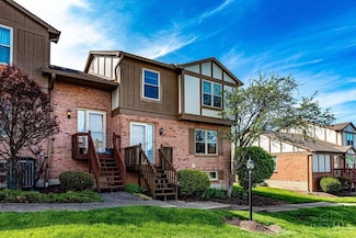25 Fairgreen Cir, Fairfield, OH 45014