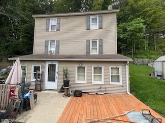 929 Wall St, Newton, NJ 07860