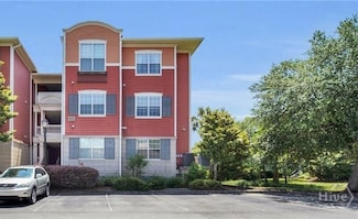 2017 Whitemarsh Way, Savannah, GA 31410