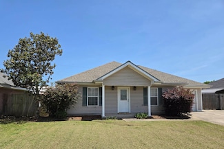 220 Jennifer St, Gray, LA 70359