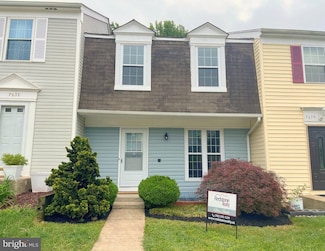 7657 Sheffield Village Ln, Lorton, VA 22079