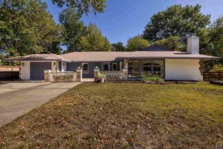 2116 Owens Ln, Lawrence, KS 66046