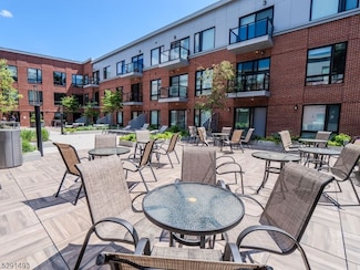173 Morris St Unit 419, Morristown, NJ 07960