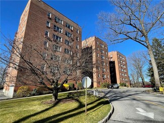 611 Palmer Rd Unit 4-O, Yonkers, NY 10701