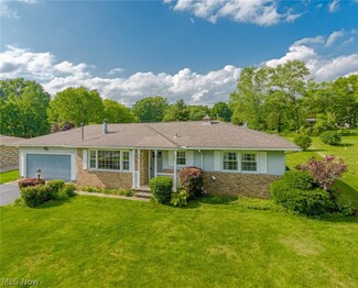 3331 Boyne Rd, Barberton, OH 44203