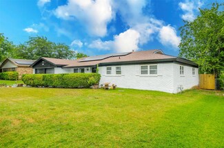 904 Gregory Ave, Bedford, TX 76022
