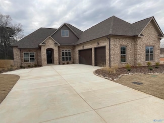 22801 Gunner Cir, Athens, AL 35613