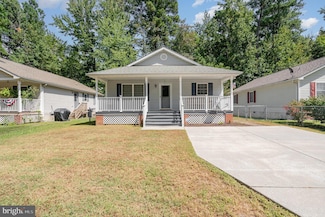 2005 Mckinney Blvd, Colonial Beach, VA 22443