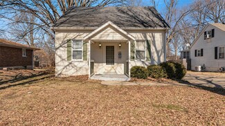 829 W Bottom Ave, Columbia, IL 62236