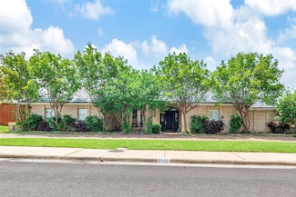 7032 Bremerton Dr, Dallas, TX 75252