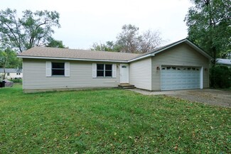 1114 Acre Ln, Johnsburg, IL 60051