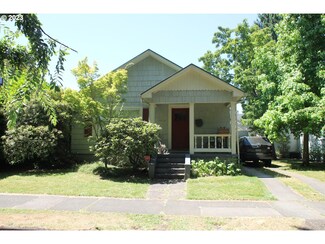 5905 N Omaha Ave, Portland, OR 97217