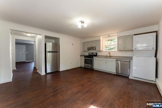 6708 Columbia Ave Unit 1, North Bergen, NJ 07047