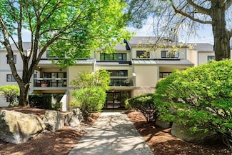 1100 Salem St Unit 96, Lynnfield, MA 01940