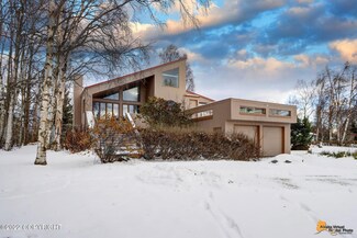 2727 McCollie Ave, Anchorage, AK 99517