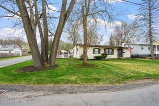 504 Gifford Rd, Schenectady, NY 12304