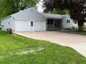 287 Morin Rd, Alden, MN 56009