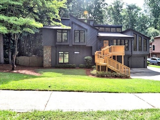 2540 Rocky Springs Dr, Marietta, GA 30062