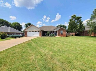 13 Mockingbird Ln, Vilonia, AR 72173