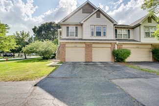 3147 Saganashkee Ln, Naperville, IL 60564