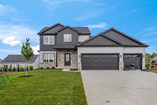 714 Isabella Dr, Mahomet, IL 61853