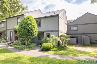 11714 S Briar Patch Dr, Midlothian, VA 23113