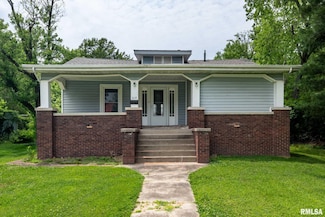 614 S Calumet St, Marion, IL 62959