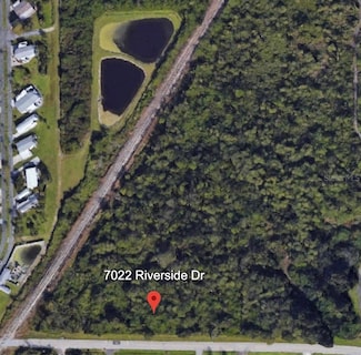 7022 Riverside Dr, Punta Gorda, FL 33982