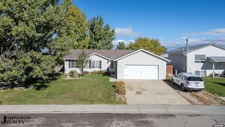 208 Bow St, Douglas, WY 82633