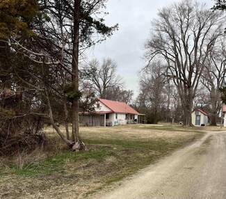 2858 Kiowa Rd, Canton, KS 67428