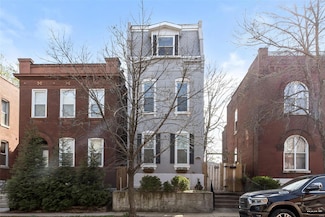 3448 California Ave, Saint Louis, MO 63118