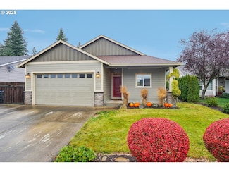 1200 SE Regan Hill Loop, Estacada, OR 97023