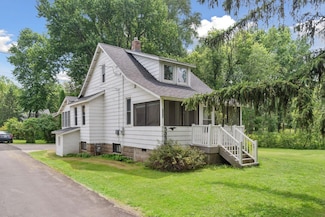 5336 Eagle St, Saint Paul, MN 55110