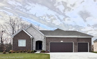 53182 Woodland Meadows, Chesterfield, MI 48047