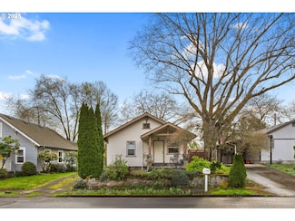 213 SE Garfield St, Camas, WA 98607