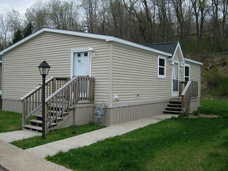 22 Hidden Valley Dr, Finleyville, PA 15332