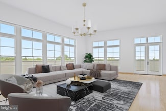 1 W Hartwell Ln Unit PH1, Philadelphia, PA 19118