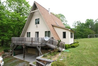 6919 Hokes Mill Rd, Fort Spring, WV 24970