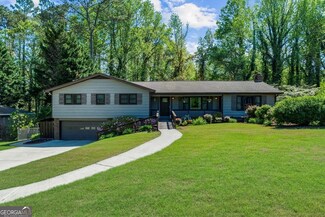 2920 Dara Dr, Marietta, GA 30066