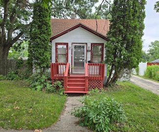 1010 Maplecrest St, Joliet, IL 60432