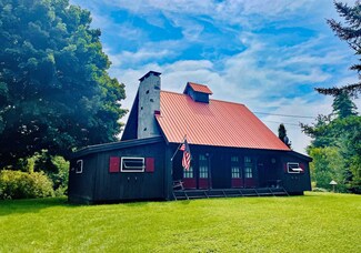1148 Chapel Hill Rd, Whitingham, VT 05361