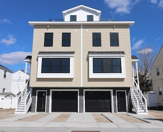 213 N Harding Ave, Margate City, NJ 08402