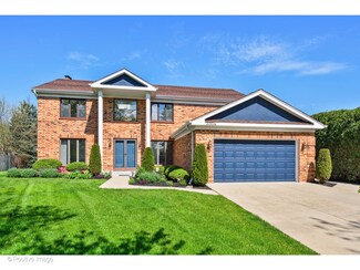 3304 Springdale Ave, Glenview, IL 60025
