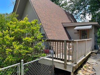 932 Wellington Ln, Hixson, TN 37343