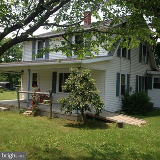 10649 Path Valley Rd, Fannettsburg, PA 17221