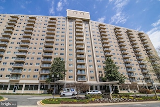 1225 Martha Custis Dr Unit 720, Alexandria, VA 22302