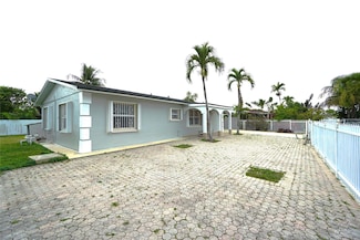 15520 SW 302nd St, Homestead, FL 33033